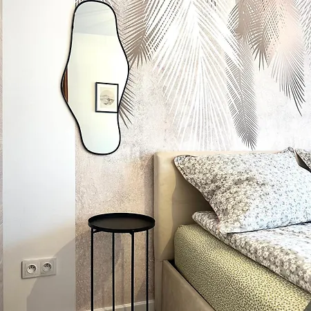 Nyska - Self Check-in 20h - Parking & Lift * Breslavia