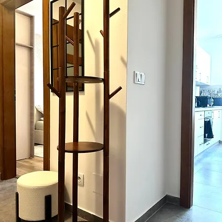Nyska - Self Check-in 20h - Parking & Lift Apartment *