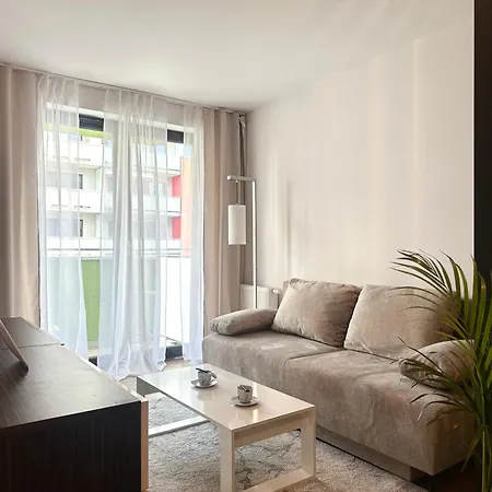 Nyska - Self Check-in 20h - Parking & Lift * Wroclaw