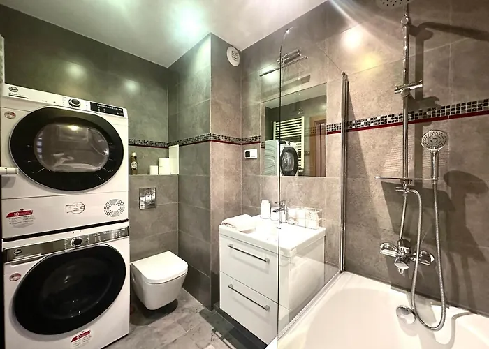 Nyska - Self Check-in 20h - Parking & Lift * Wroclaw